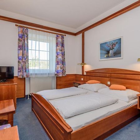 Gasthof Stoeckler Hotel Enns Eksteriør billede