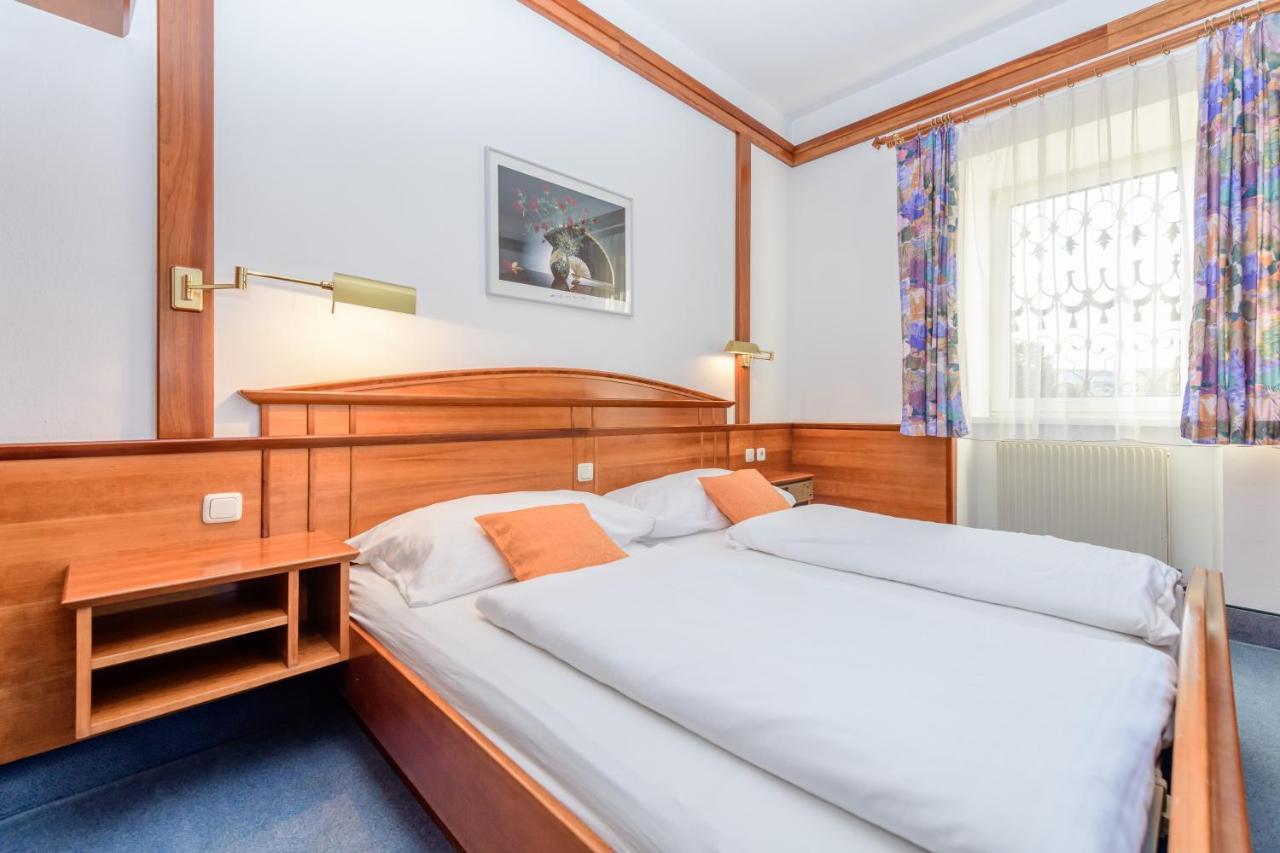 Gasthof Stoeckler Hotel Enns Eksteriør billede