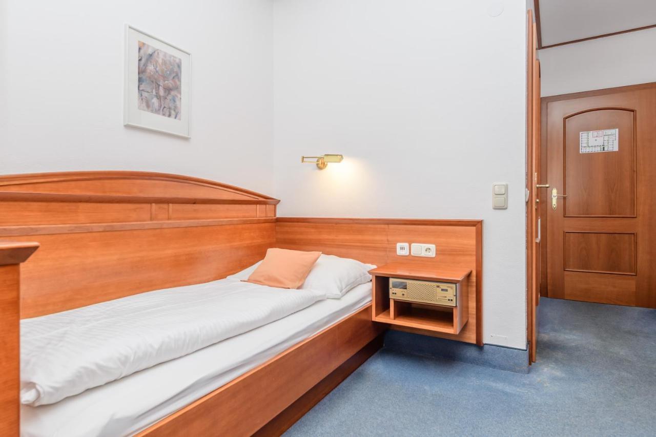 Gasthof Stoeckler Hotel Enns Eksteriør billede