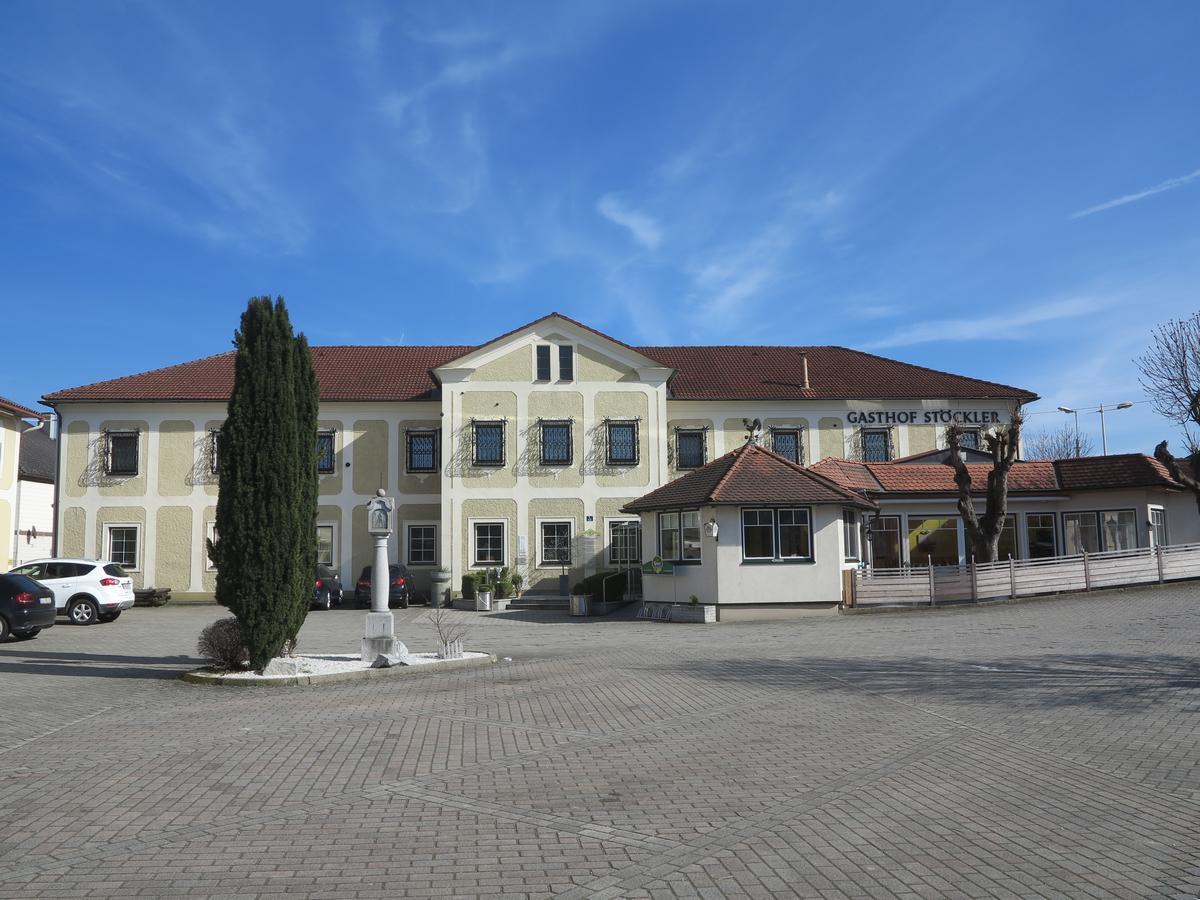 Gasthof Stoeckler Hotel Enns Eksteriør billede